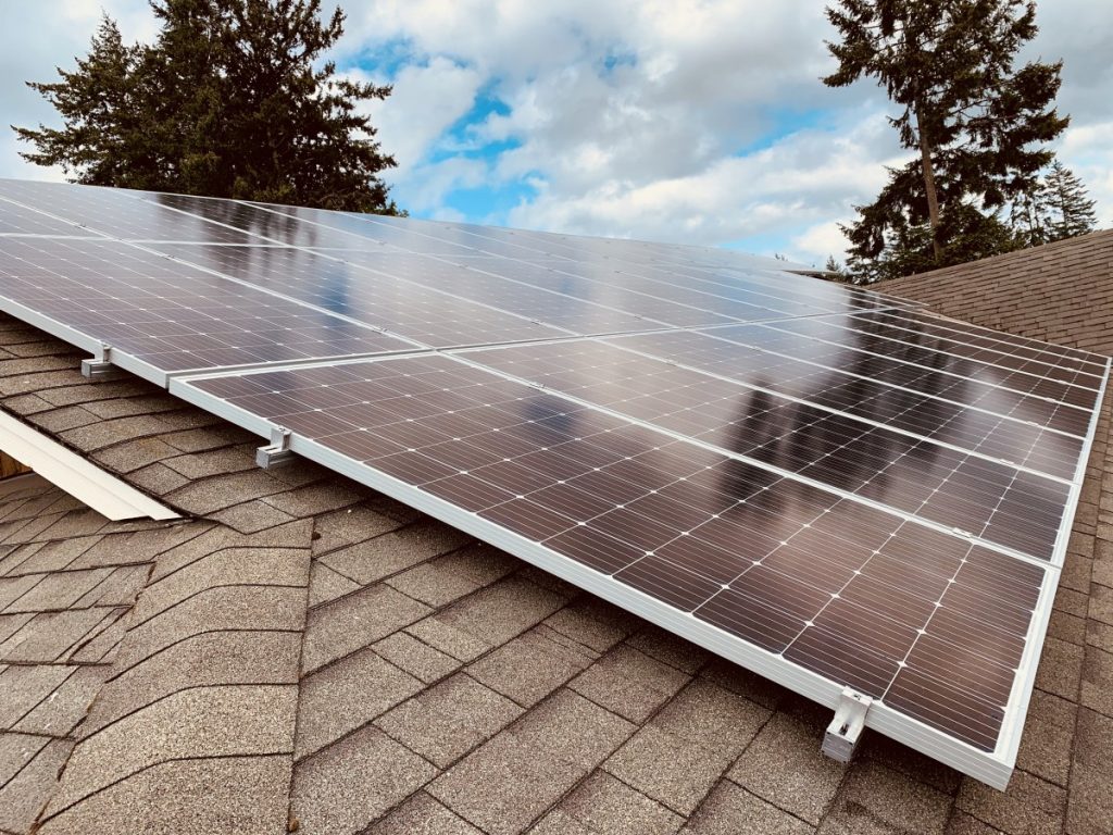 rooftop solar panel installation in Duncan BC