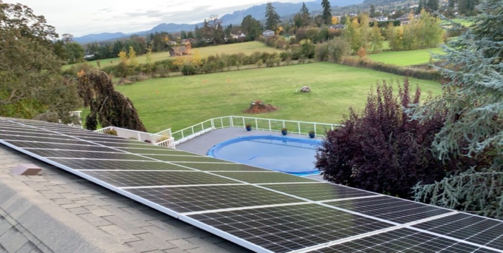 rooftop solar array in Duncan BC