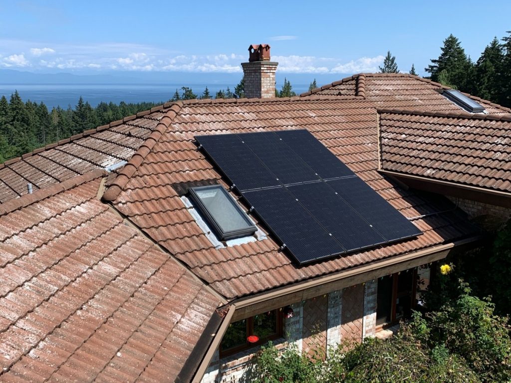 rooftop solar panel installation in Lantzville BC